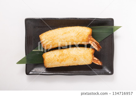 天婦羅蝦和魚板 天婦羅蝦和魚板 134716957