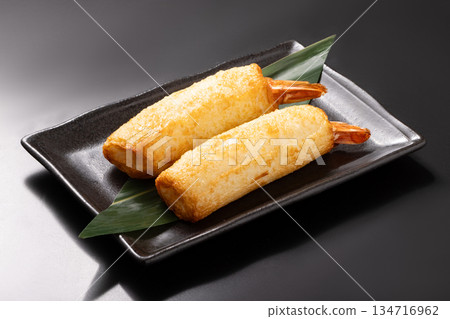 天婦羅蝦和魚板 天婦羅蝦和魚板 134716962