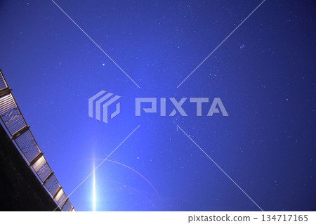 Shooting stars in the Geminids winter triangle Shooting stars in the Geminids winter triangle 134717165