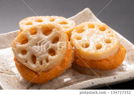 烤蓮藕（魚糜、明太子） 134717352