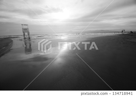 在海上日落 在海上日落 134718941