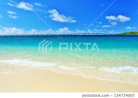 Okinawa Miyakojima blue sky and sea Okinawa Miyakojima blue sky and sea 134724005