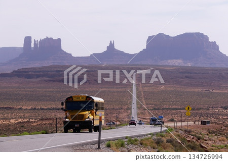 校車經過163號公路的阿甘正傳景點 134726994