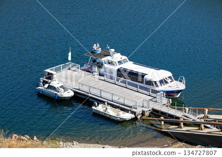 令人神清氣爽的觀光船 134727807