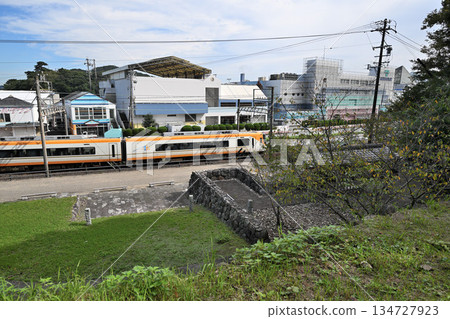 Toba Castle in Shima Province, Mie Prefecture: Main enclosure and stone walls. Castle ruins with views of the sea and railway. 134727923