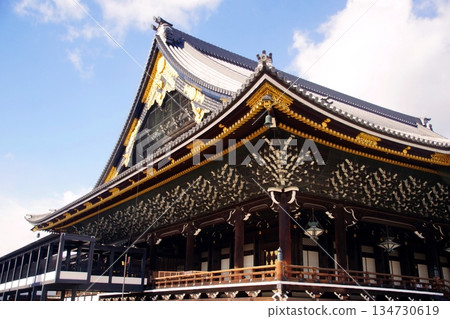 Kyoto Prefecture, Higashi Honganji Temple, Amida Hall (Important Cultural Property), Tokoha-cho, Shimogyo Ward, Kyoto City, February 2022 Kyoto Prefecture, Higashi Honganji Temple, Amida Hall (Important Cultural Property), Tokoha-cho, Shimogyo Ward, Kyoto City, February 2022 134730619