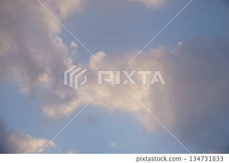 雲彩和藍天 134731833