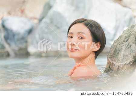 open-air bath, hot spring, spa 134733423