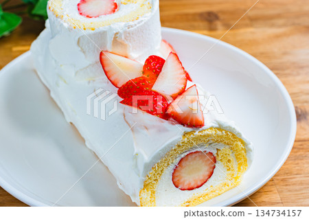 Strawberry roll cake Strawberry roll cake 134734157