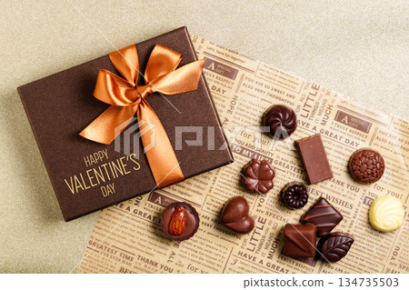 情人節禮盒與巧克力 134735503