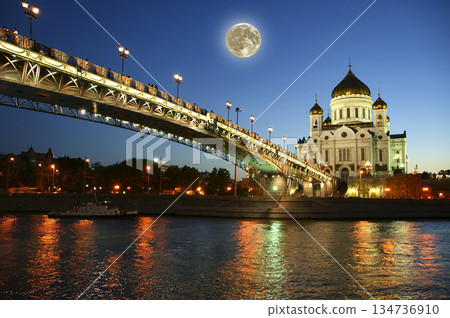 Christ the Savior Cathedral and Patriarshy Bridge (Night view) with the super moon, Moscow, Russia Christ the Savior Cathedral and Patriarshy Bridge (Night view) with the super moon, Moscow, Russia 134736910