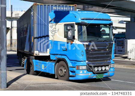 左轉拖車 左轉拖車 134748331