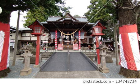 小泉稻荷神社參拜殿 134748734