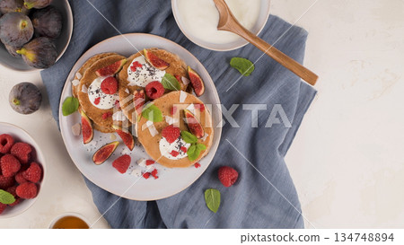 Homemade classic american pancakes Homemade classic american pancakes 134748894