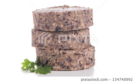 Raw veggie burger with black beans 134748992