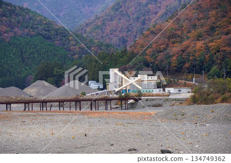 Ready-mixed concrete factory in the countryside 134749362