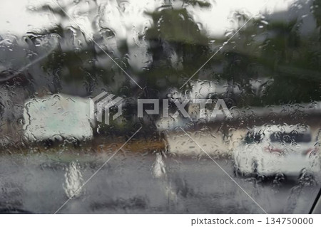 Driving in heavy rain 134750000