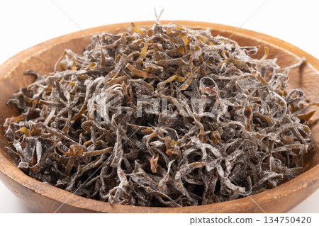 [Hokkaido-grown True Konbu] Squirting Konbu 134750420