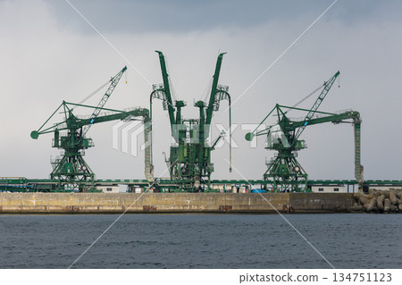 Grain transport equipment Portalink mechanical ship unloader Grain transport equipment Portalink mechanical ship unloader 134751123