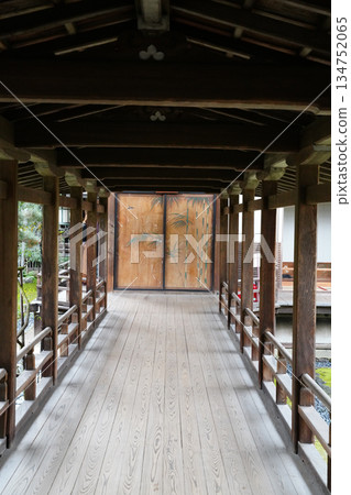 Murasame Corridor at Daikakuji Temple in Kyoto 134752065