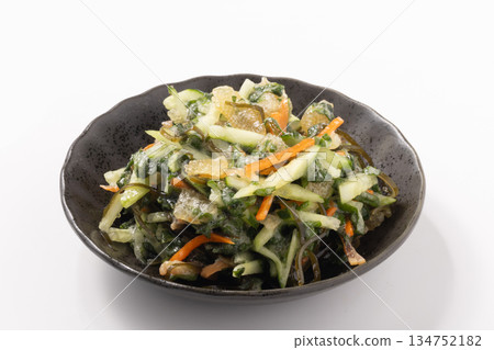 Shiso and cucumber with Matsumae pickles 134752182