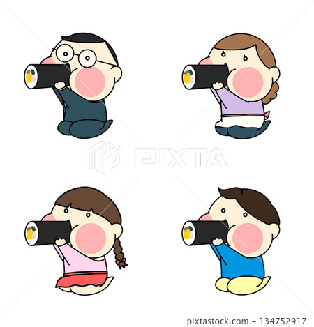 節分時一家人吃惠方卷的插畫集 節分時一家人吃惠方卷的插畫集 134752917