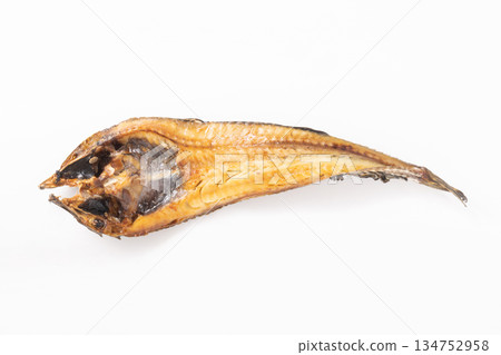 [Hokkaido] Star anise, dried fish, grilled 134752958