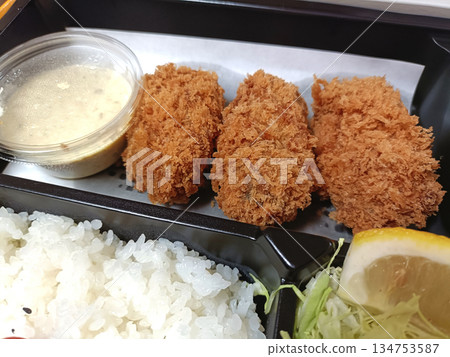 Oshigora bento Oshigora bento 134753587