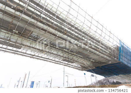 Bridge joint Bridge joint 134756421