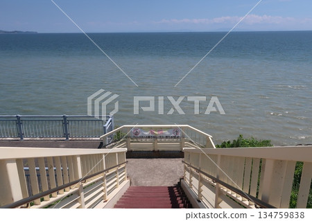 通往大海的路 通往大海的路 134759838