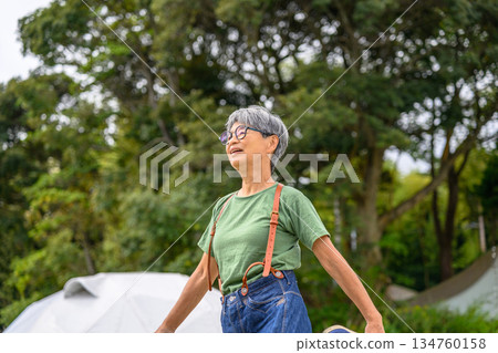 Senior women enjoying the outdoors [Photography cooperation: Oki Sea 134760158