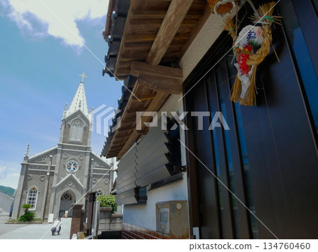 Sakitsu Village, where churches and sacred ropes coexist (Amakusa City, Kumamoto Prefecture) 134760460