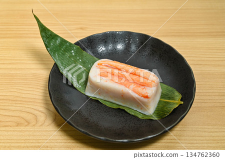 Kamaboko with crab on top Kamaboko with crab on top 134762360