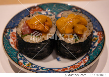 Sea urchin seaweed roll (thick roll) 2 pieces Sea urchin seaweed roll (thick roll) 2 pieces 134764815
