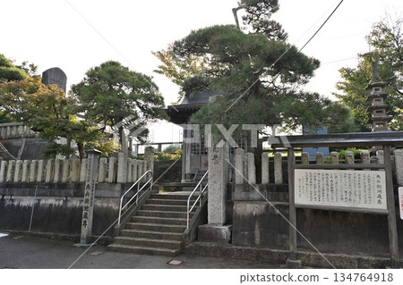 角兵衛地藏神社(新潟縣新潟市南區) 角兵衛地藏神社(新潟縣新潟市南區) 134764918
