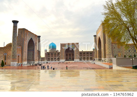 Registan Square Samarkand 2 134765962