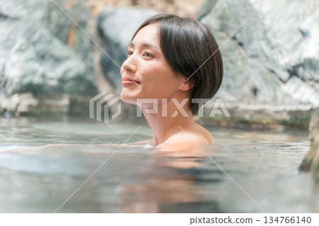 open-air bath, female, lady 134766140