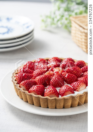 草莓餡餅蛋糕 草莓餡餅蛋糕 134767226