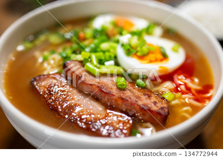 非常適合日本家庭日常食用的美味泡麵 134772944