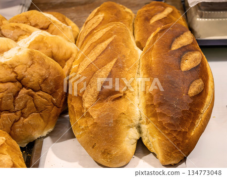 Fresh bread on shelf Fresh bread on shelf 134773048
