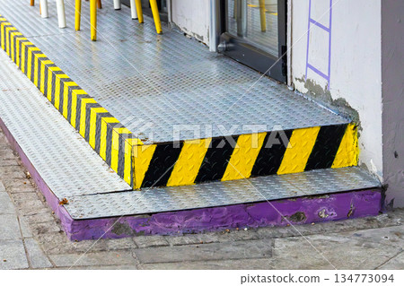 Metal step caution tape 134773094