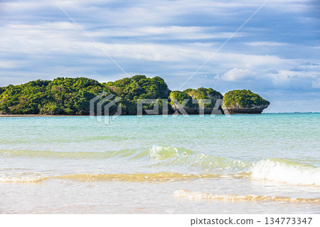 無人居住的沖繩島 無人居住的沖繩島 134773347