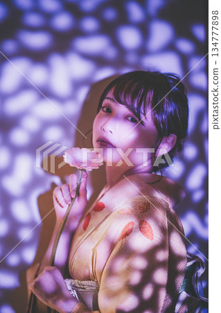 A young lady in kimono 134777898