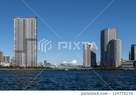 Winter blue sky and Harumi seen from Toyosu, Harumi Canal, Toyosu, Koto Ward, Tokyo 134778159