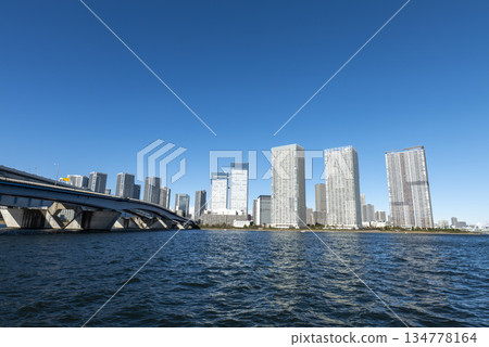 Winter blue sky and Harumi seen from Toyosu, Harumi Canal, Toyosu, Koto Ward, Tokyo Winter blue sky and Harumi seen from Toyosu, Harumi Canal, Toyosu, Koto Ward, Tokyo 134778164