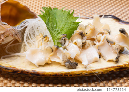 美味的北海道海螺刺身 美味的北海道海螺刺身 134778234