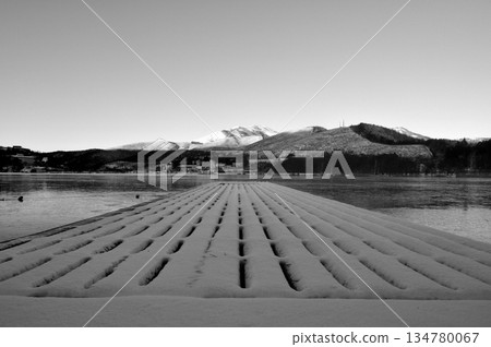 Lake Shirakaba in the snowy mountains Lake Shirakaba in the snowy mountains 134780067