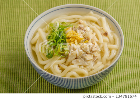 海鯛烏龍麵佐海鯛湯 134781674
