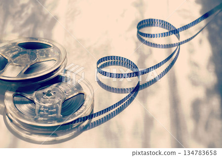 復古昭和時代8毫米膠片 復古昭和時代8毫米膠片 134783658