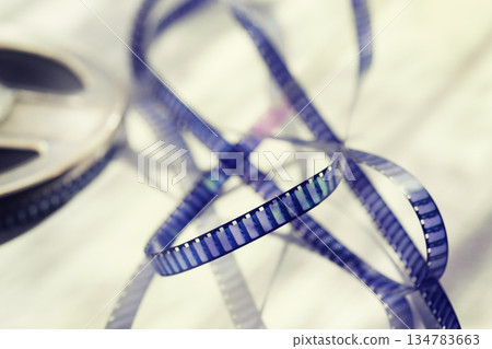 復古昭和時代8毫米膠片 134783663